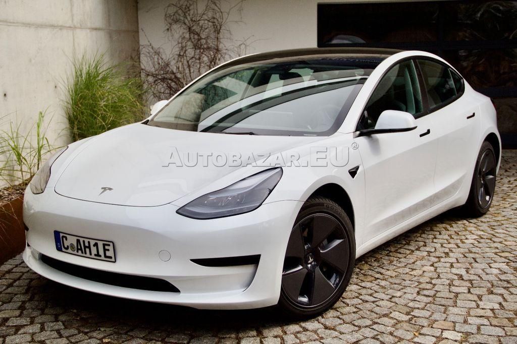 Tesla Model 3 Basic