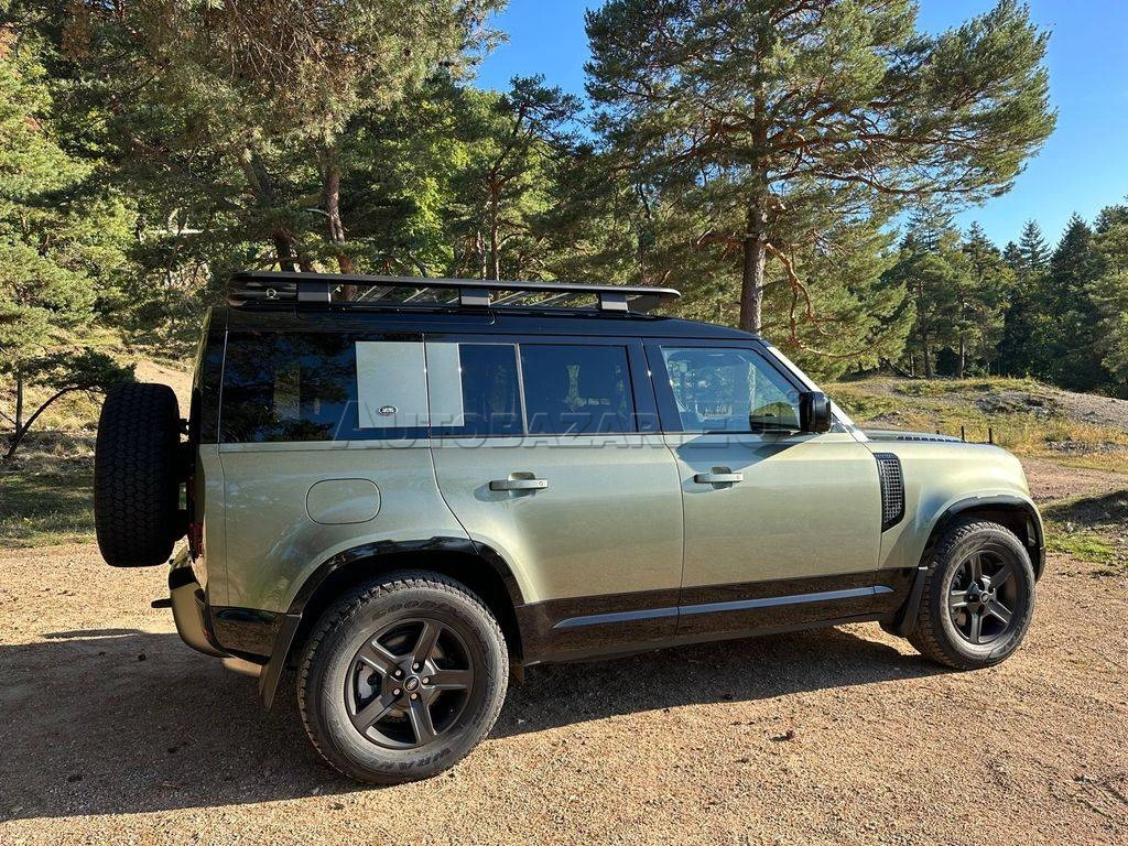 Land Rover Defender 110 3.0D I6 D250 MHEV X-Dynamic S A/T AWD