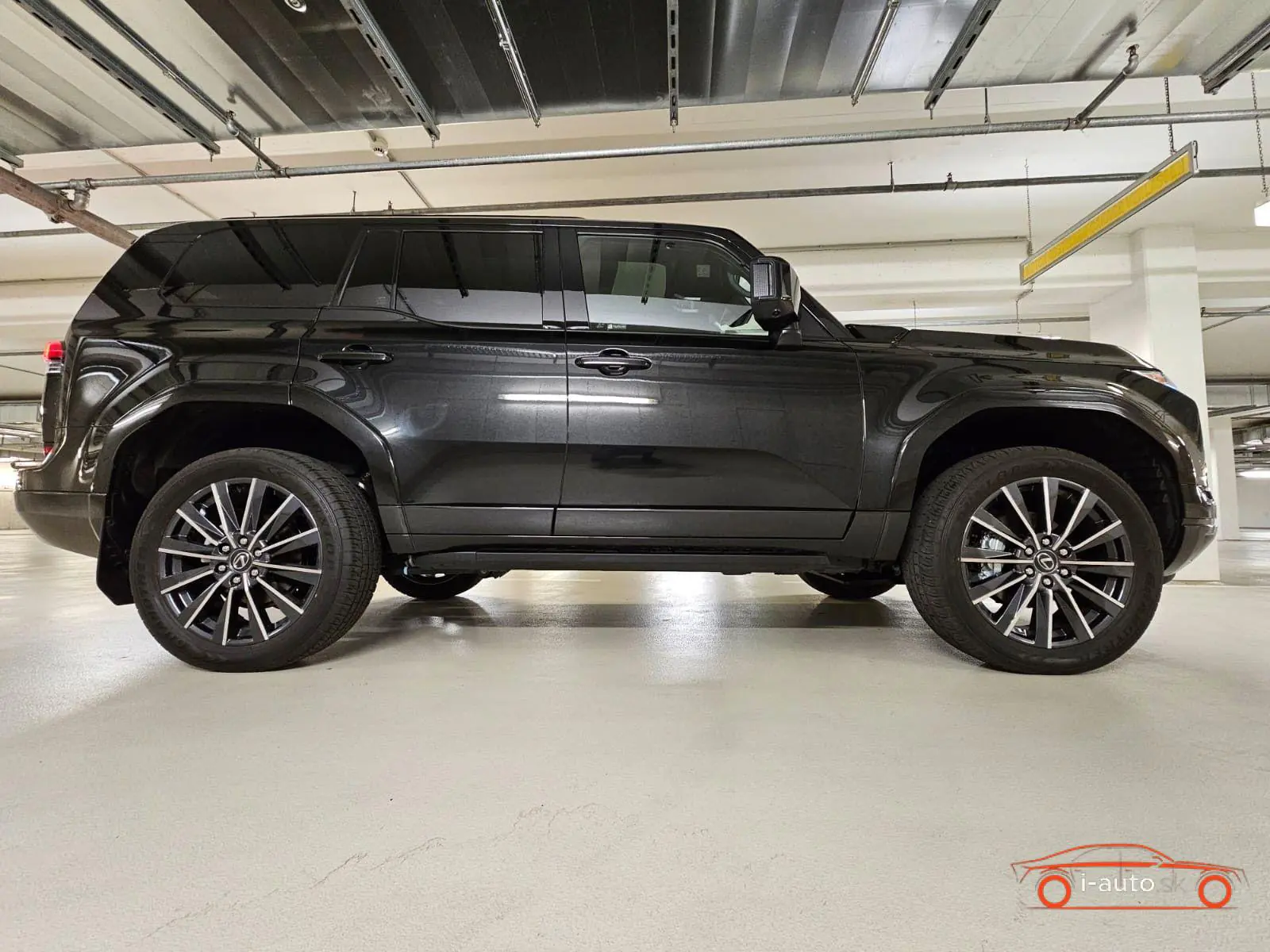 Lexus GX 2025 na predaj – fotografia 9