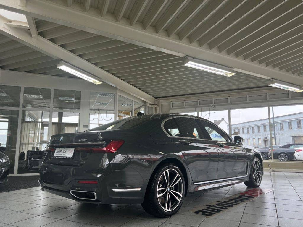 BMW Rad 7 750i xDrive A/T