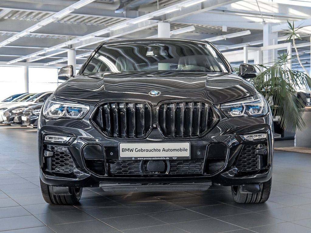 BMW X6 M50i A/T