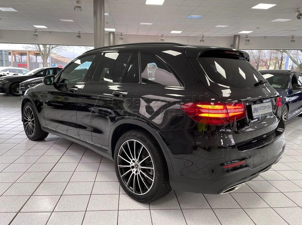 Mercedes GLC 300 4MATIC A/T