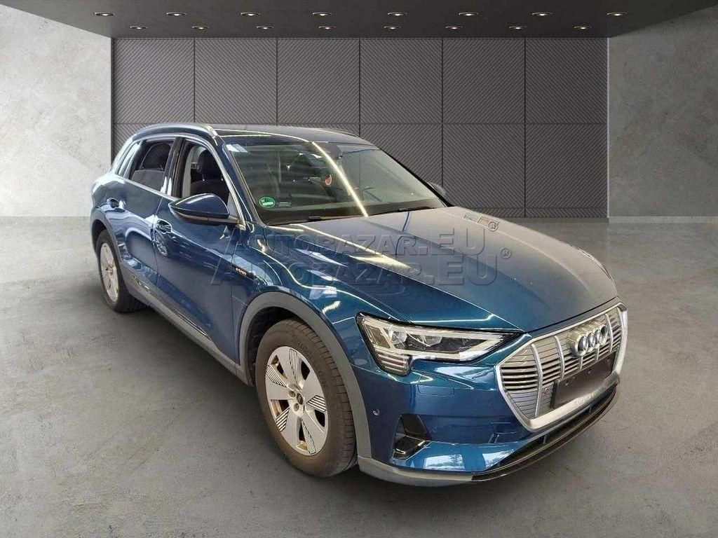 Audi e-tron 50 quattro