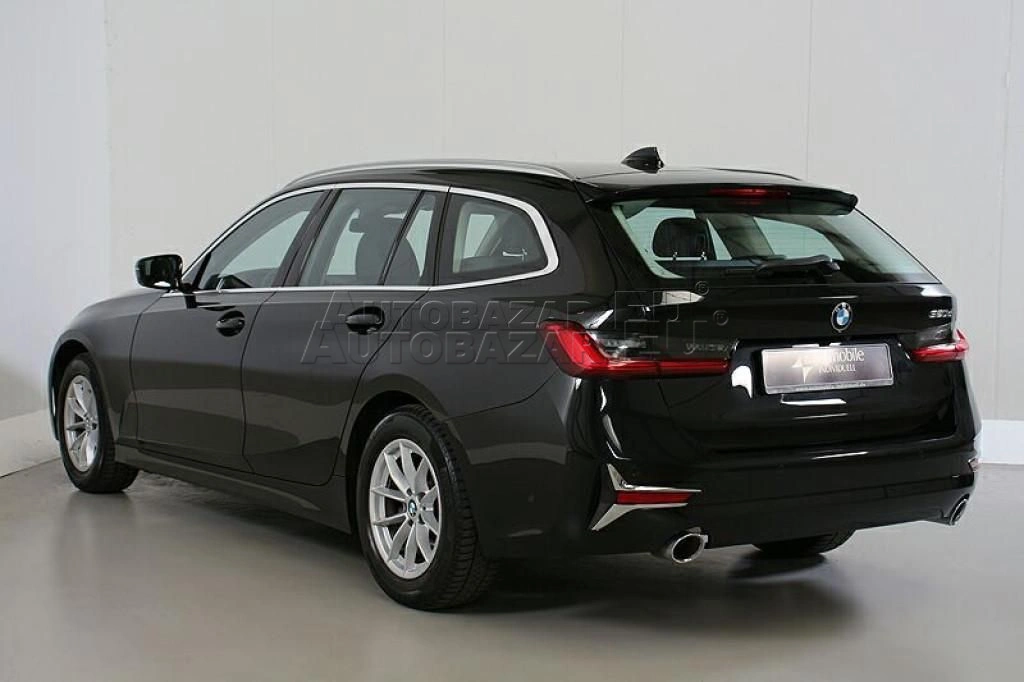 BMW rad 3 Touring 330i Touring A/T