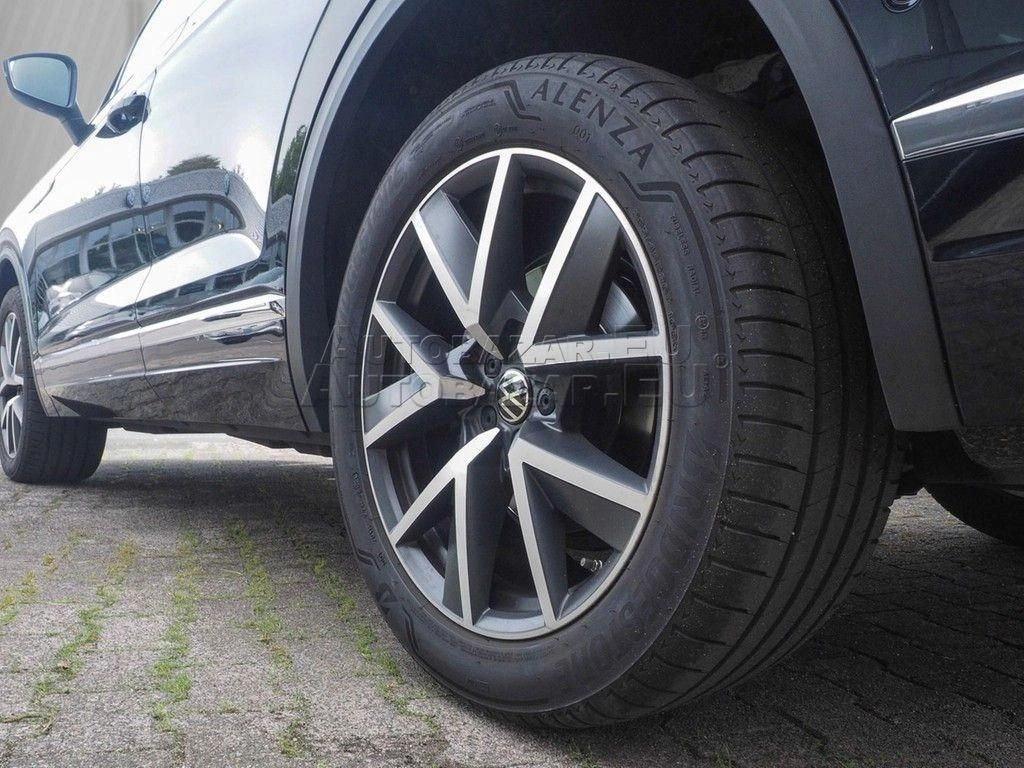 Volkswagen Touareg 3.0 V6 TDI SCR 286k Elegance 4Motion Tiptronic