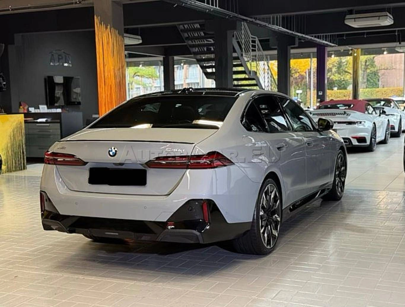 BMW Rad 5 540d xDrive MSport Head Up / Panorama - H&K Audio - 69.900€ NETTO