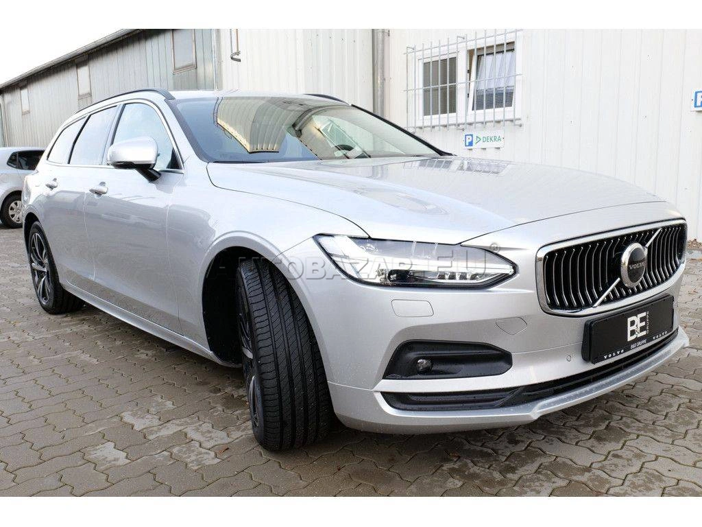 Volvo V90 B4 Momentum Pro A/T