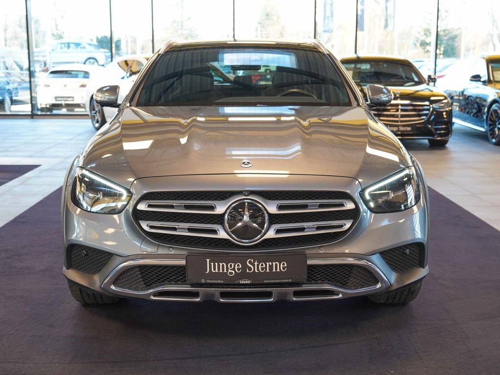 Mercedes-Benz E trieda Kombi Mercedes Benz  400 d T 4M All-Terrain