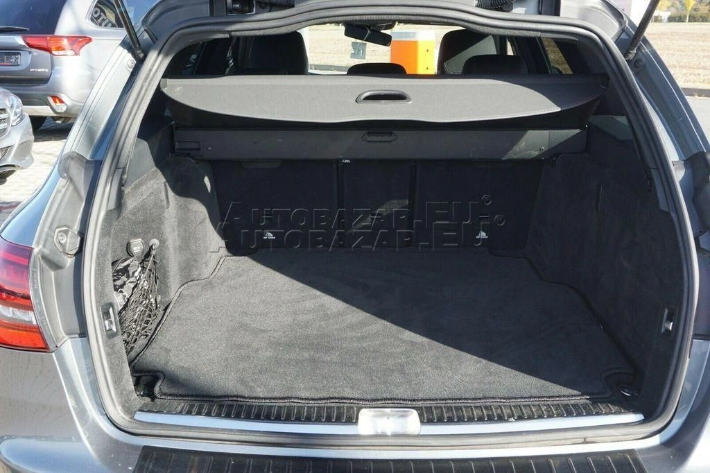 Mercedes C trieda T 300 A/T