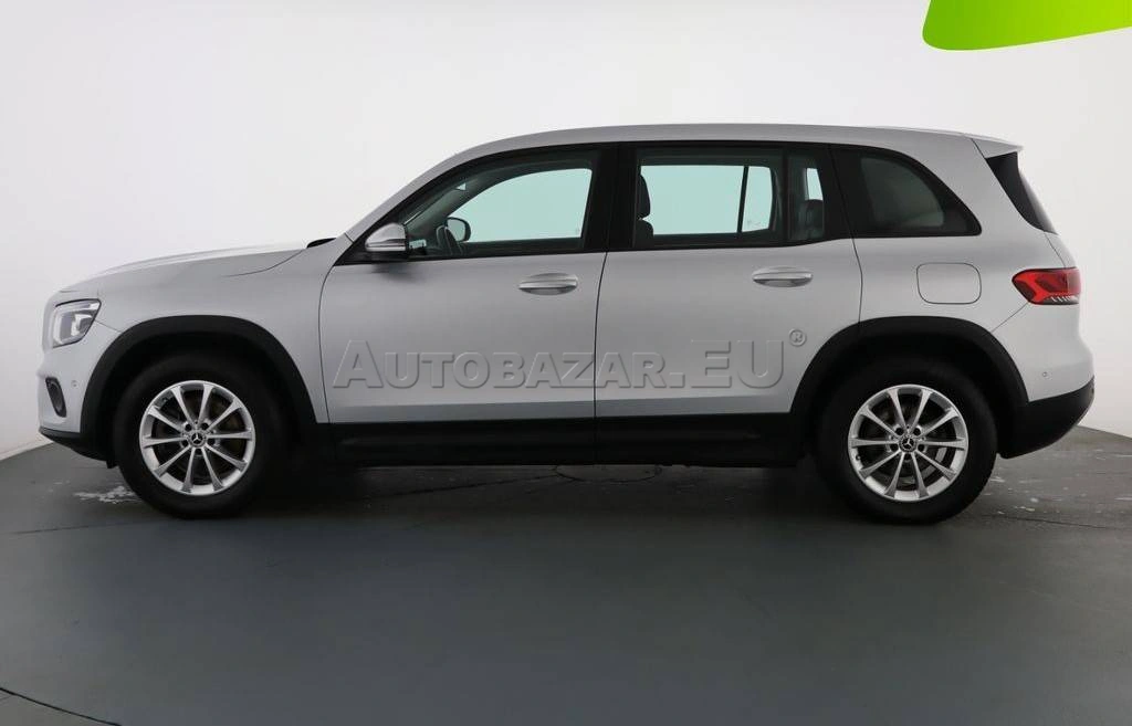 Mercedes-Benz GLB 200d 4MATIC A/T