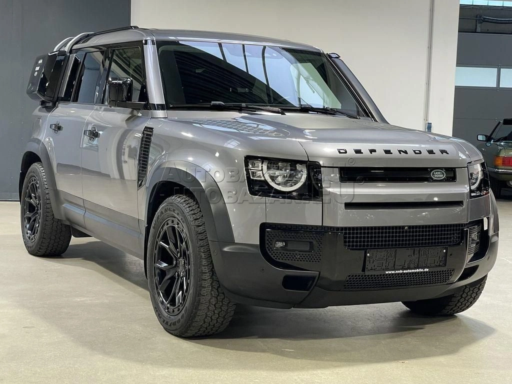 Land Rover Defender 110 2.0D SD4 240k S A/T AWD 7 miest