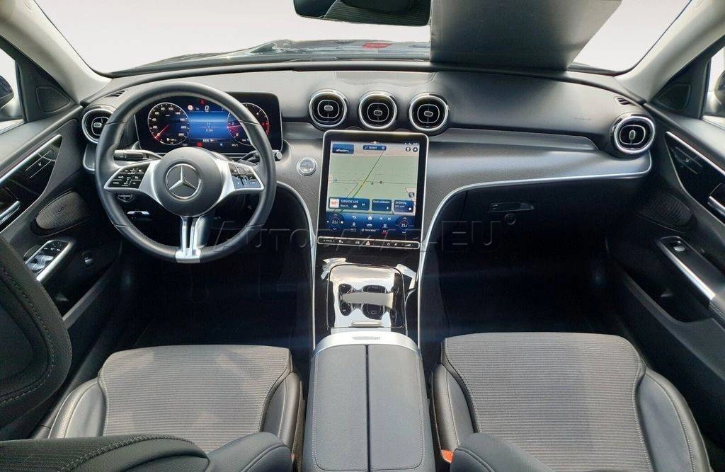 Mercedes-Benz C trieda Sedan 220 d mHEV A/T