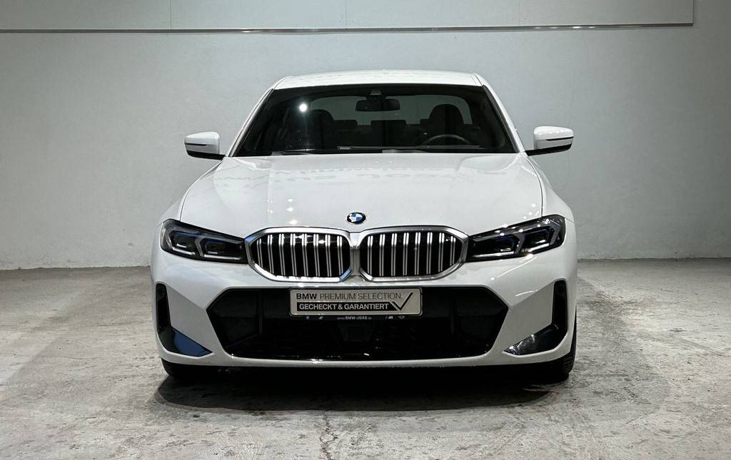 BMW Rad 3 330d mHEV A/T
