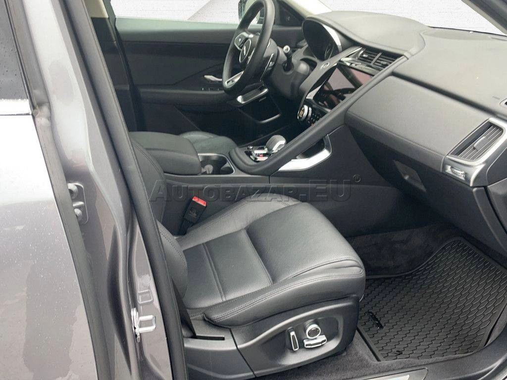 Jaguar E-Pace 2.0 I4 P200 MHEV SE AWD