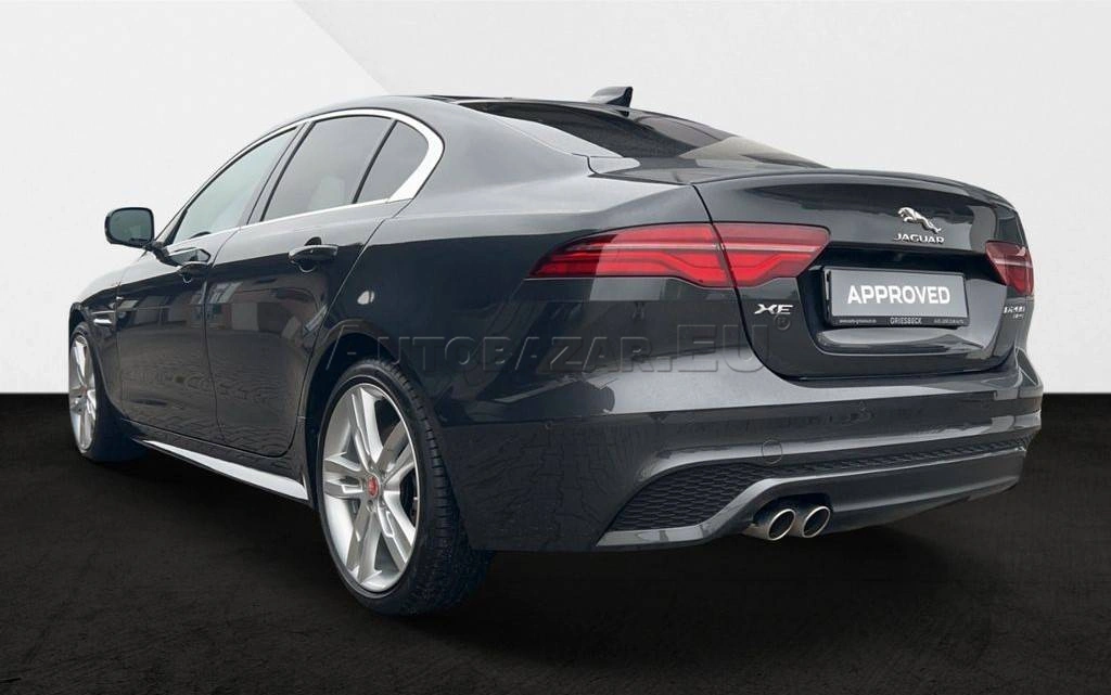Jaguar XE 2.0D I4 D200 R-Dynamic SE A/T