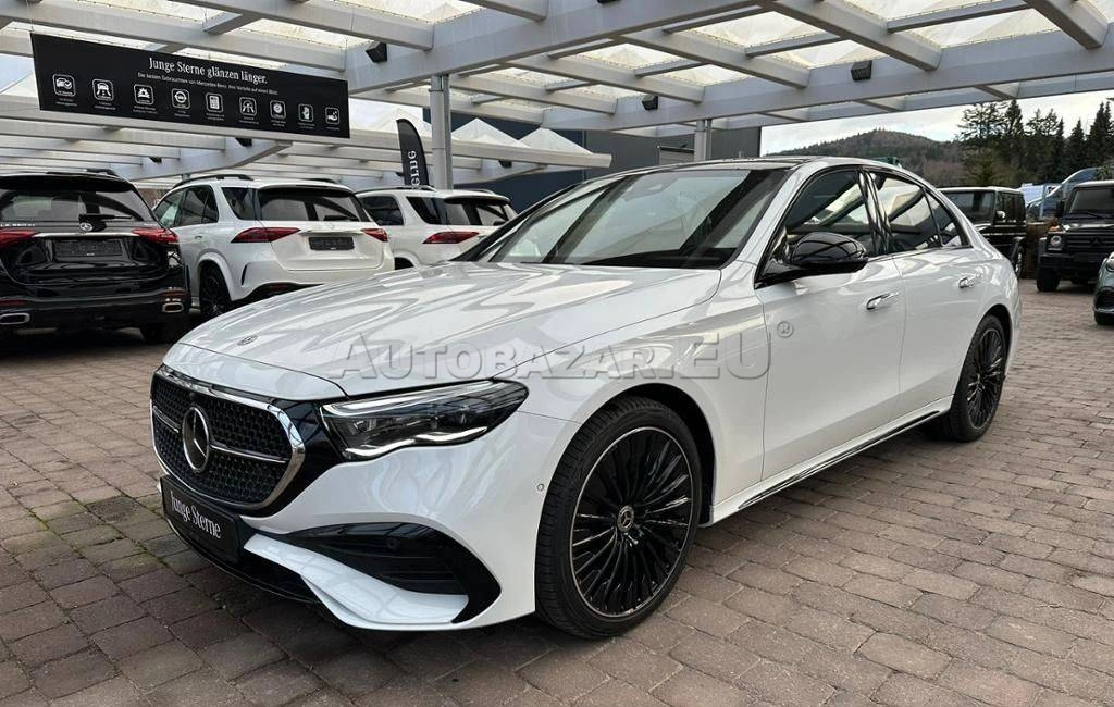 Mercedes-Benz E trieda Sedan Mercedes Benz  220 d AMG A/T