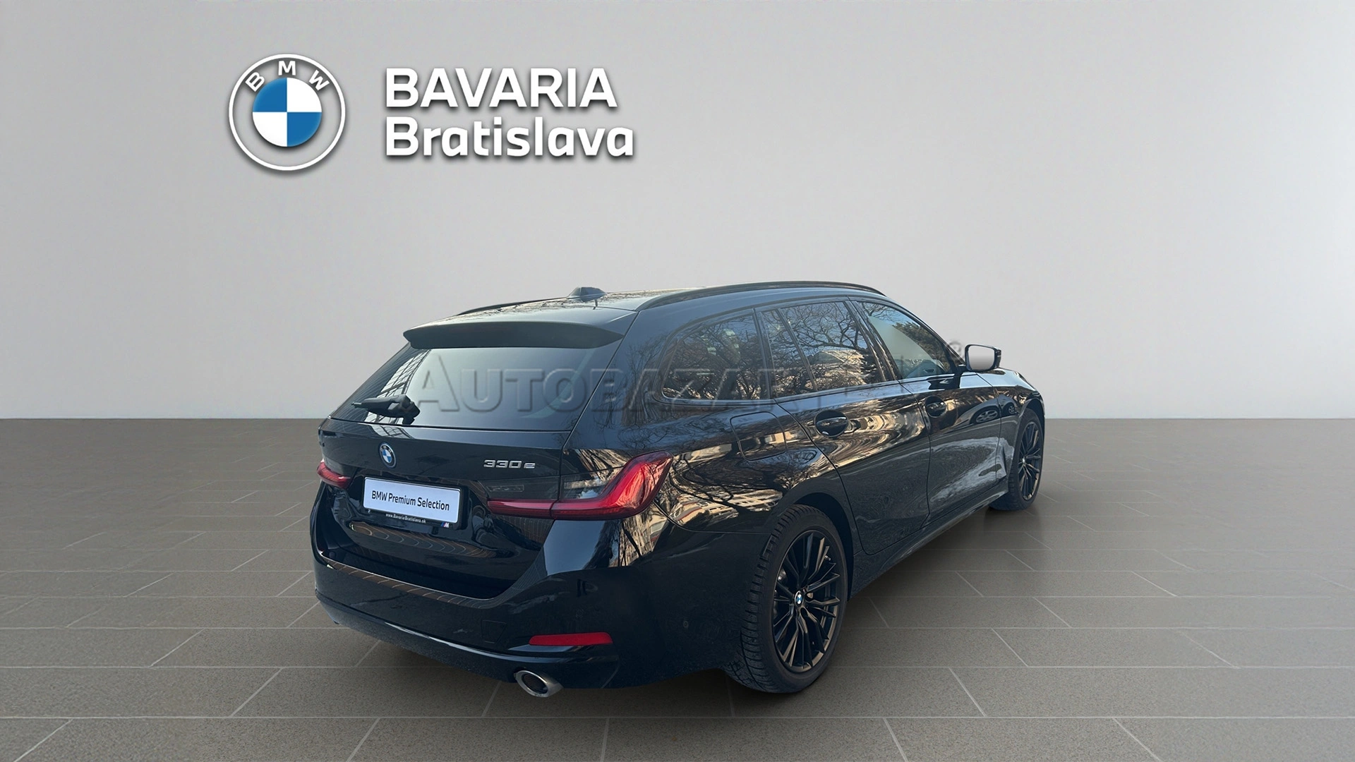 BMW 330e xDrive Touring