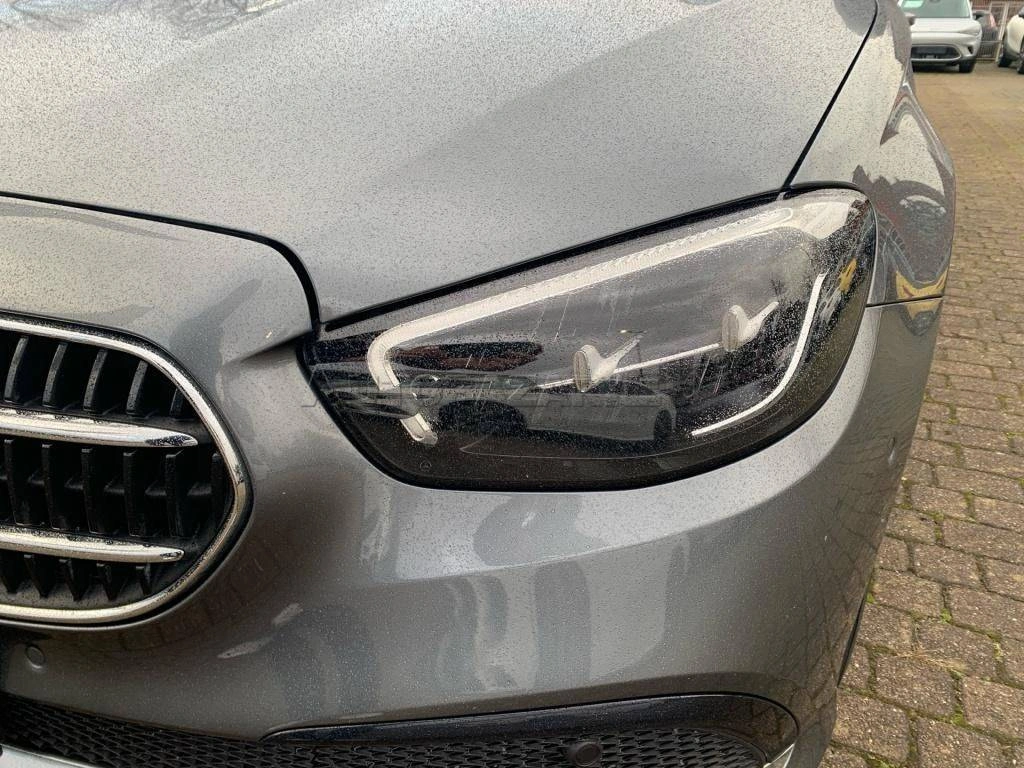 Mercedes-Benz E trieda Kombi 300 d mHEV 4MATIC A/T