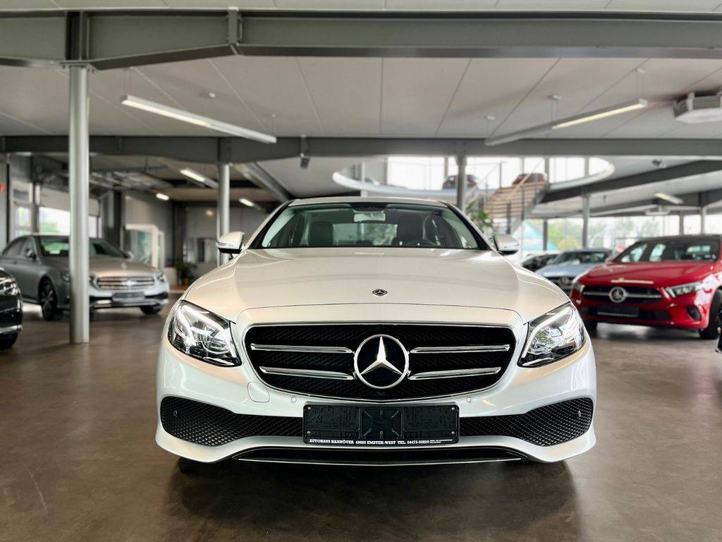 Mercedes-Benz E trieda Sedan 220 d A/T