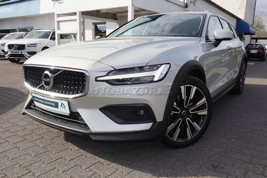 Volvo V60 Cross Country B4 D AWD Geartronic Pro