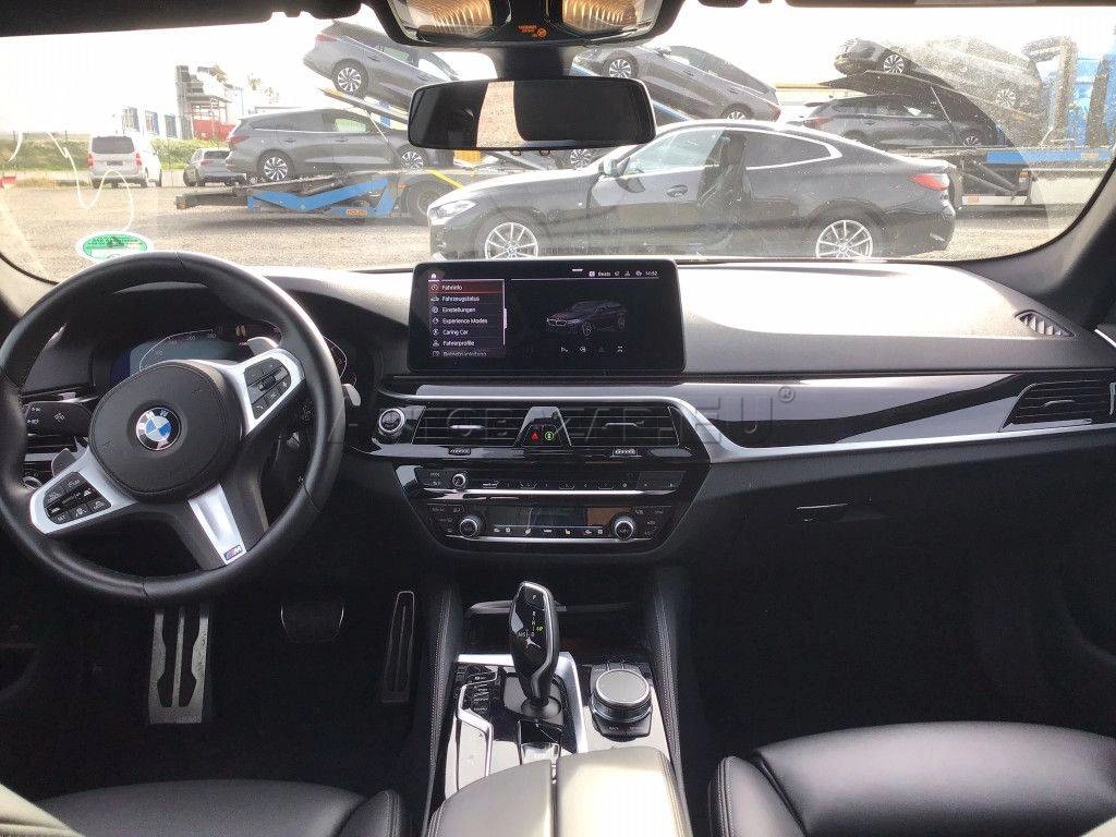 BMW Rad 5 Touring 540i mHEV xDrive A/T