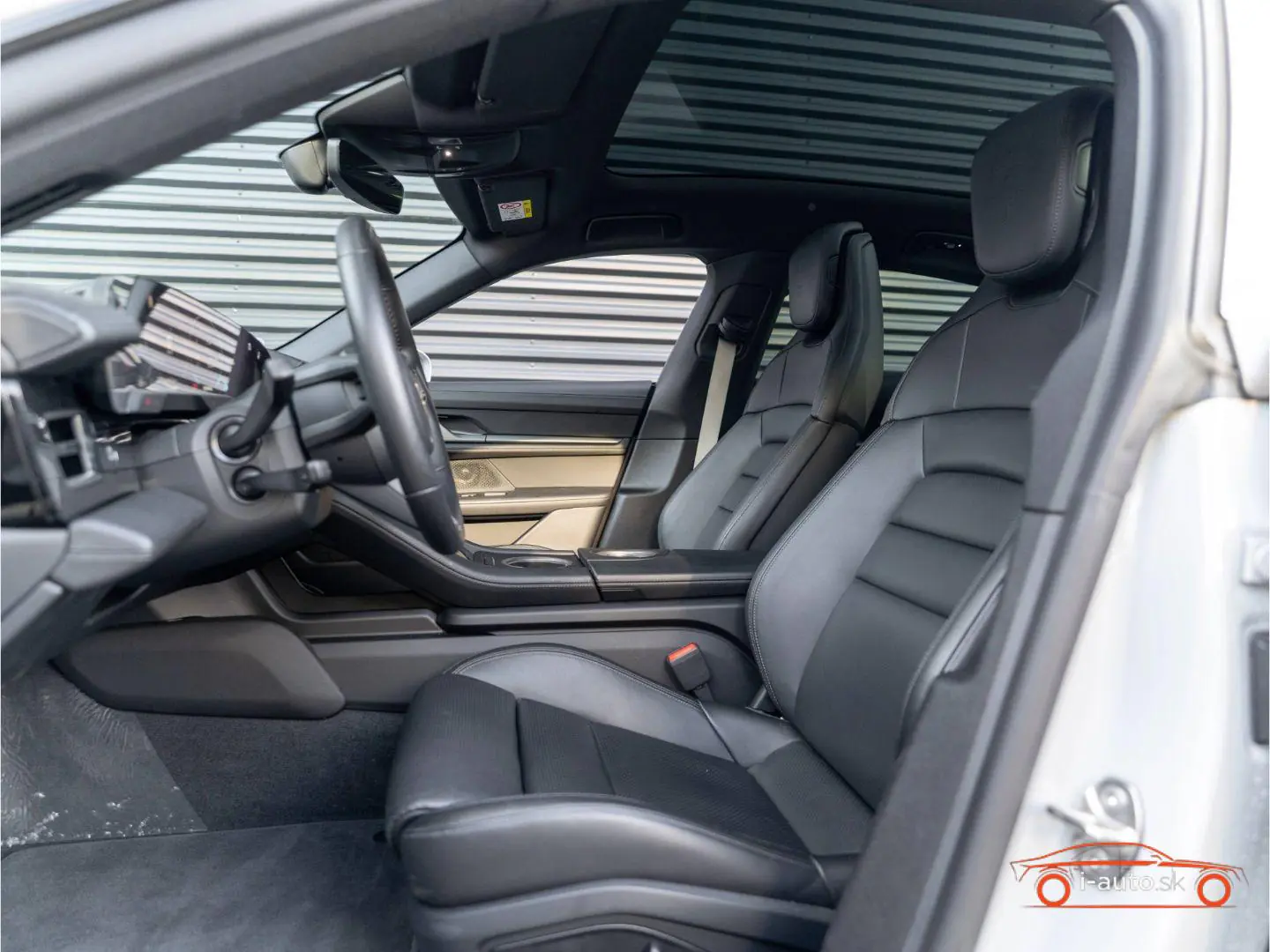 Porsche Taycan 2025 na predaj – fotografia 5