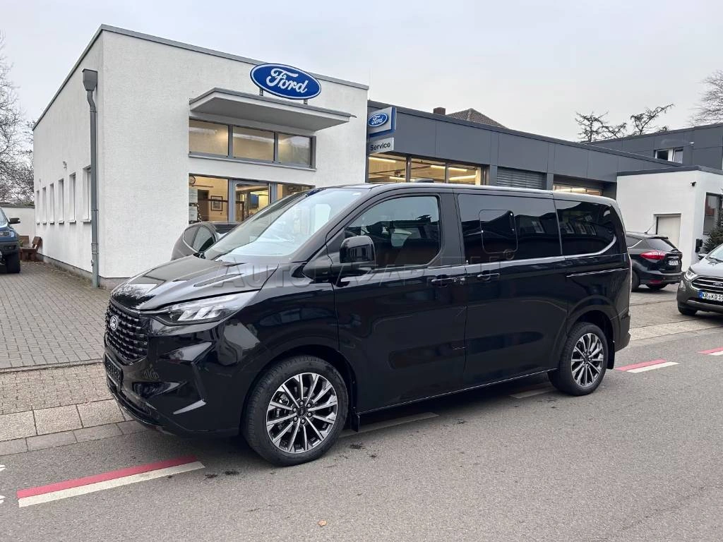 Ford Tourneo Custom L2 Titanium