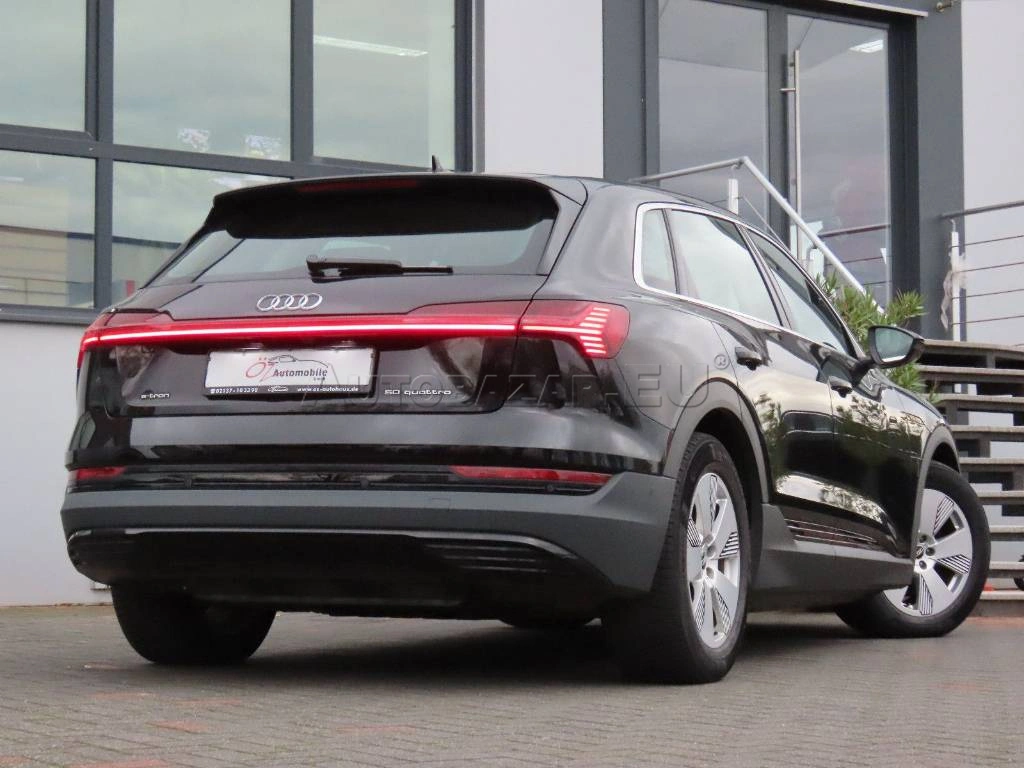 Audi E-tron 50 quattro Basis