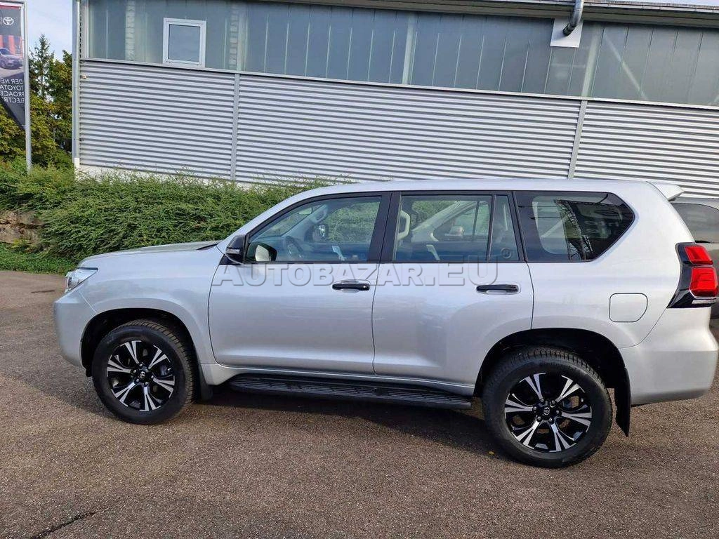 Toyota Land Cruiser 2.8 D-4D A/T