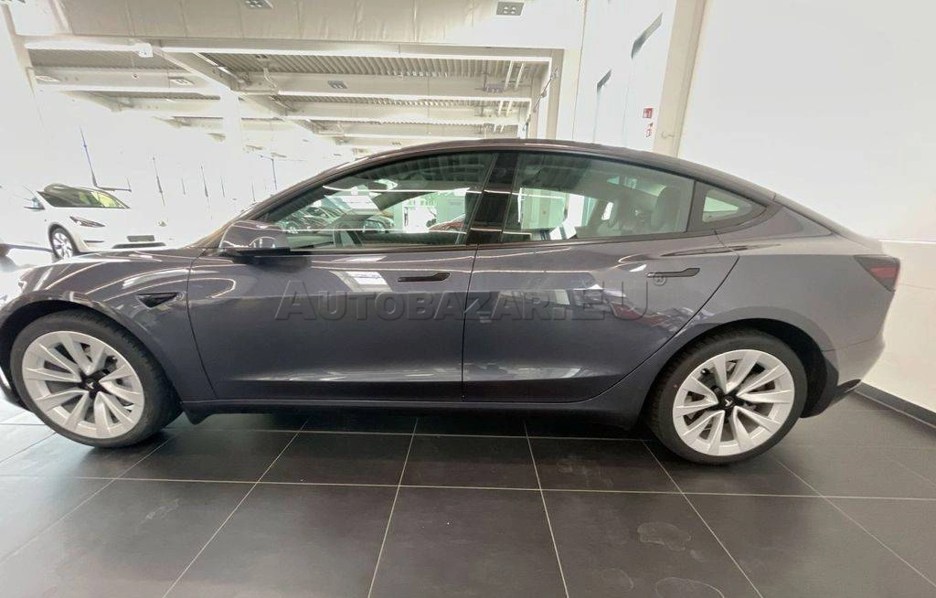 Tesla Model 3 Long Range 82kWh AWD
