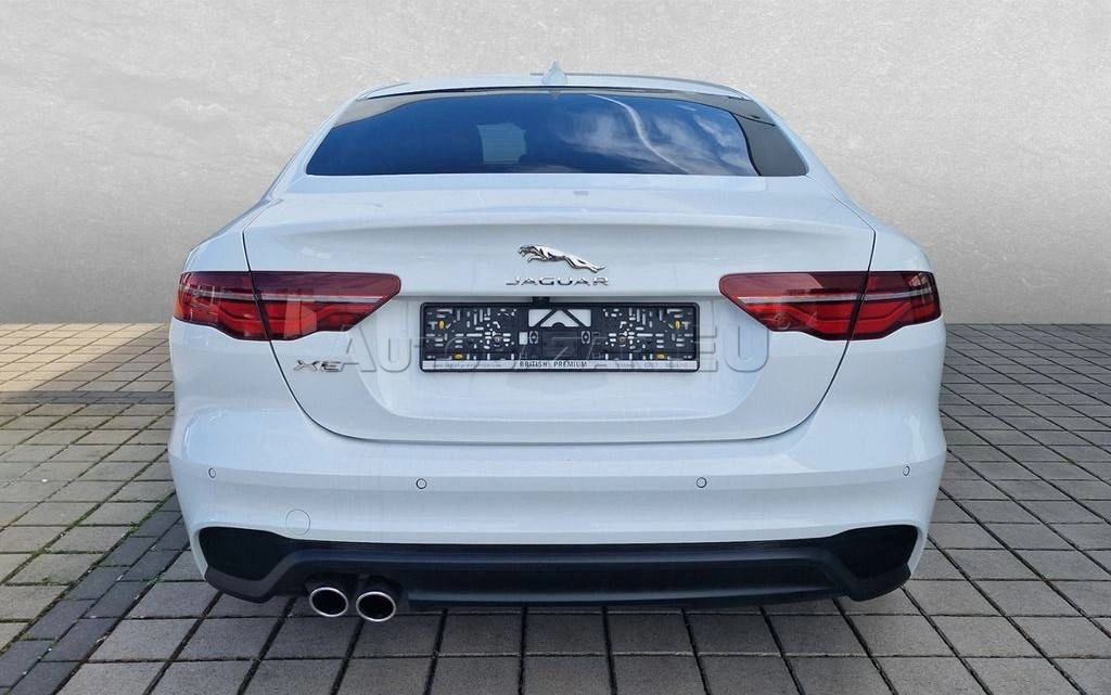 Jaguar XE 2.0D I4 D200 S A/T