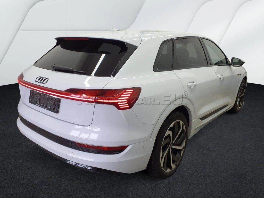 Audi E-tron 50 quattro Advanced