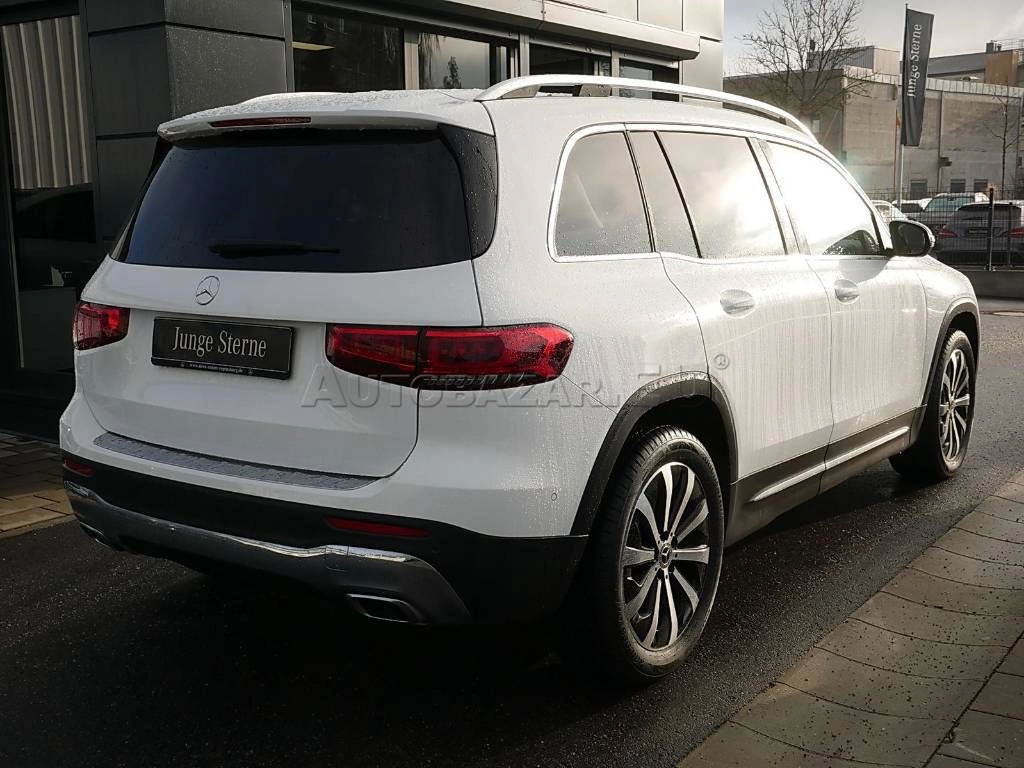 Mercedes-Benz GLB 180 A/T