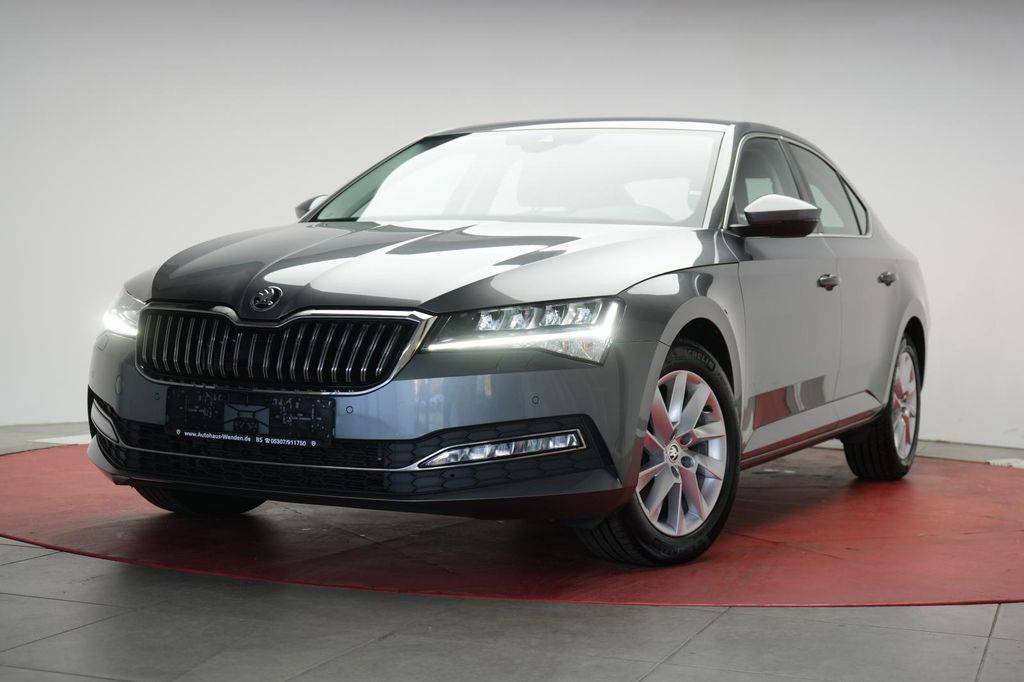 Škoda Superb 2.0 TDI SCR Style DSG
