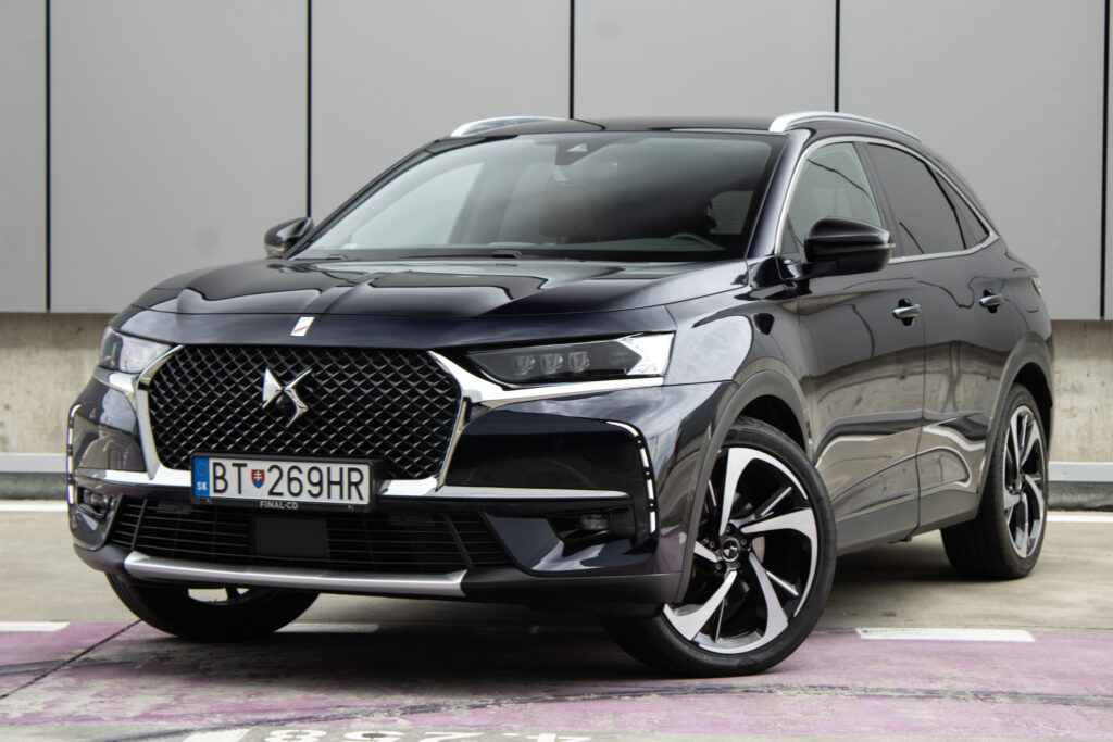 DS Automobiles 7 CROSSBACK