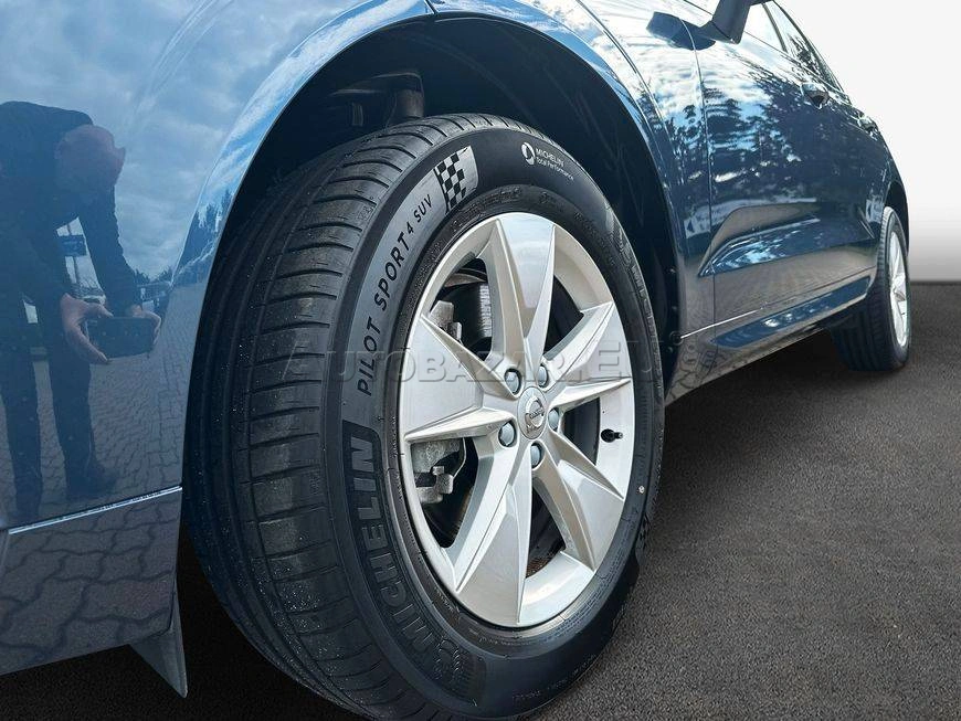 Volvo XC60 B4 Core A/T