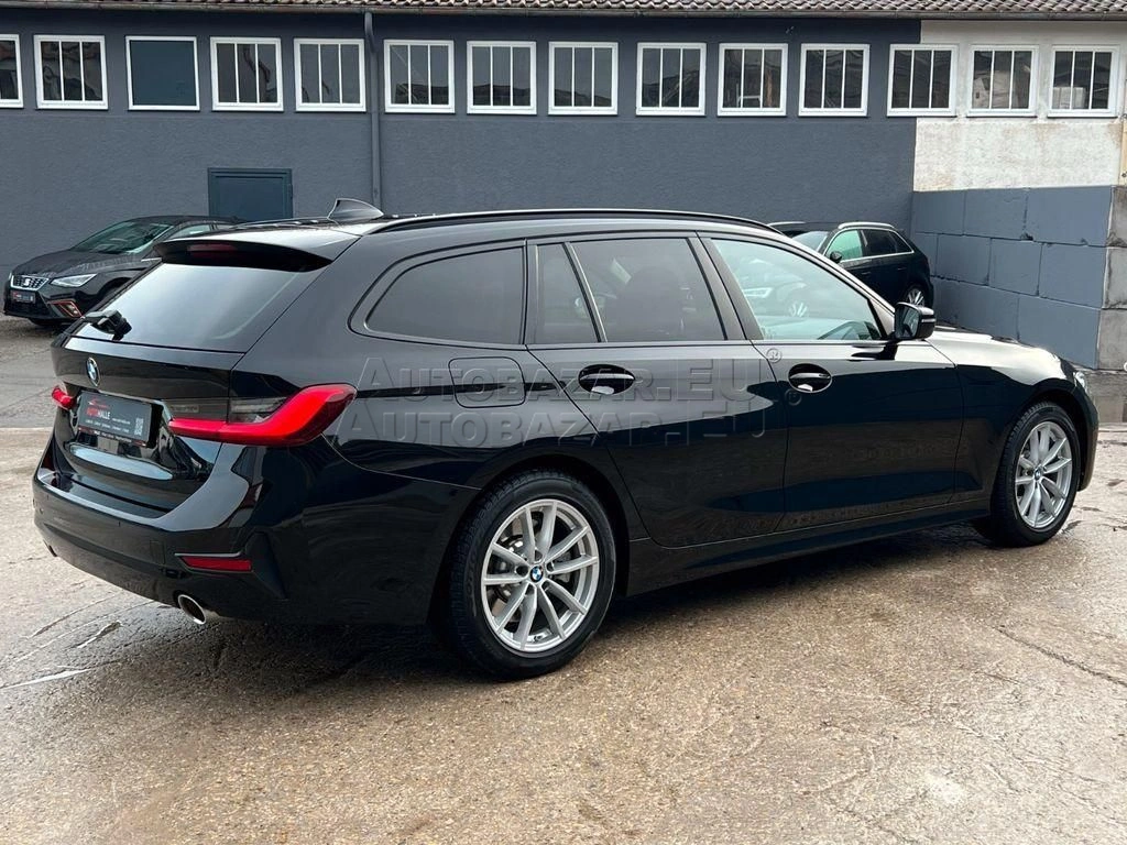 BMW rad 3 Touring 330i Touring A/T