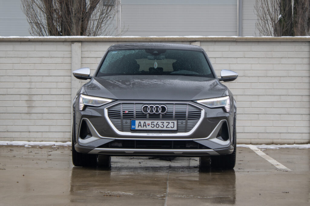 Audi e-tron