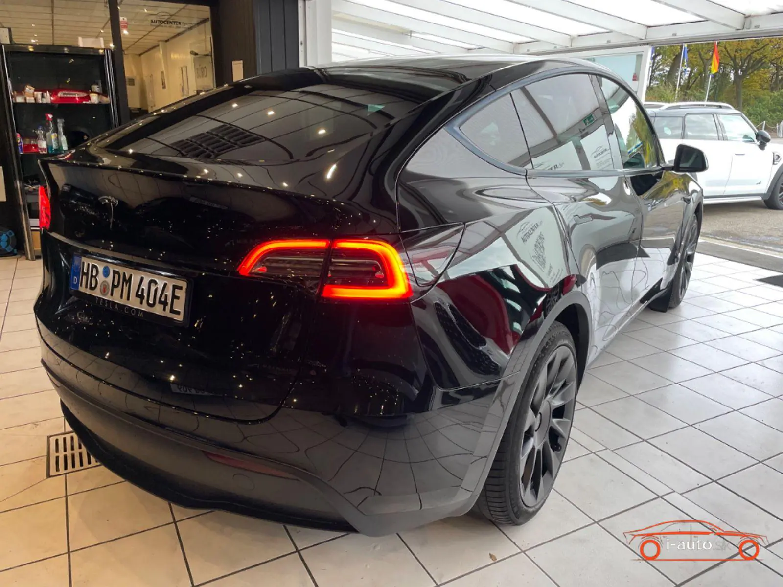Tesla Model Y 2023 na predaj – fotografia 7
