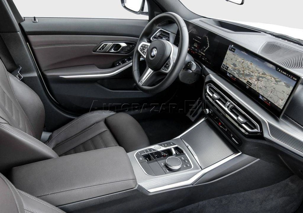 BMW Rad 3 330i A/T