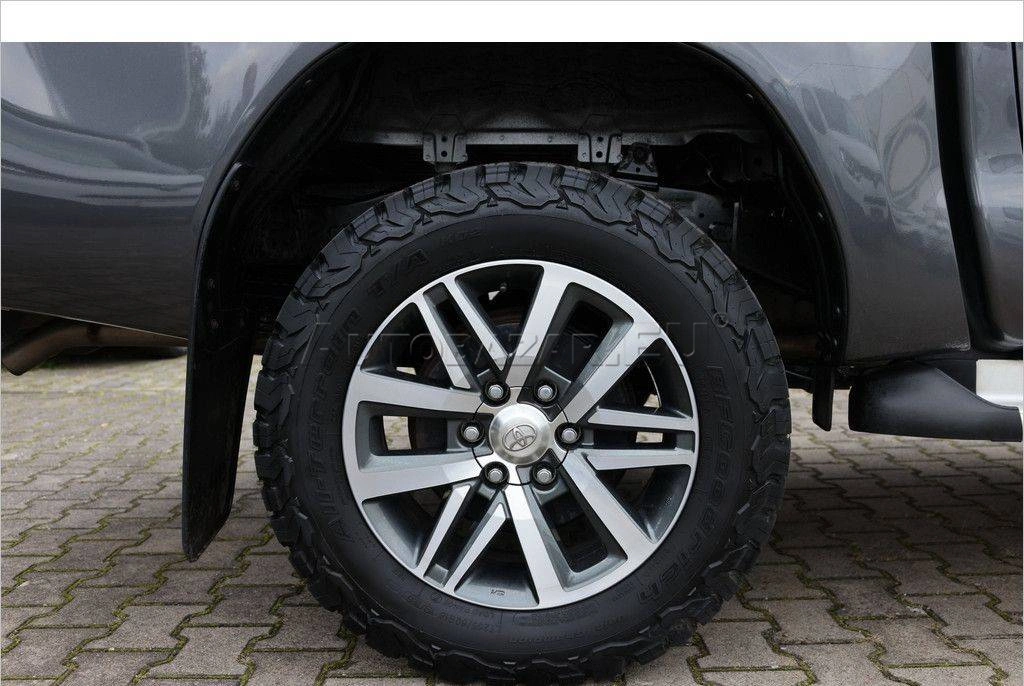 Toyota Hilux DC 2.4 I D-4D Executive A/T