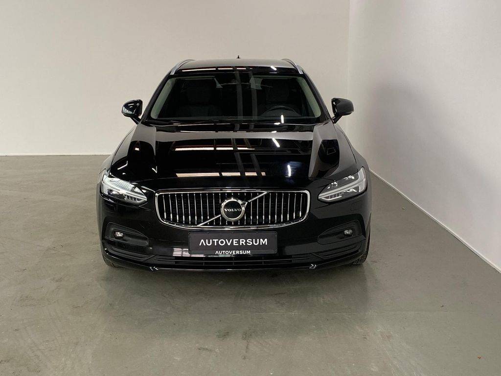Volvo V90 D4 Momentum A/T