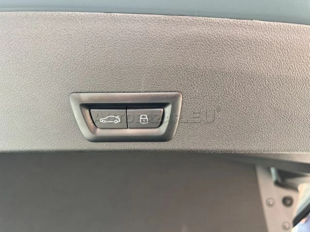 BMW XM 2023 na predaj – fotografia 46