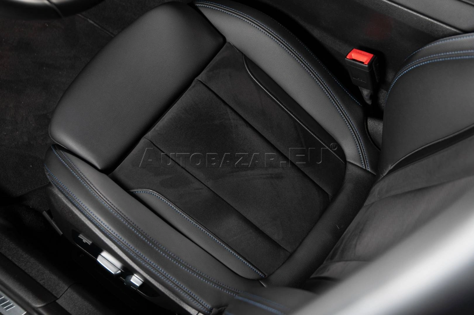 BMW Rad 3 2023 na predaj – fotografia 10