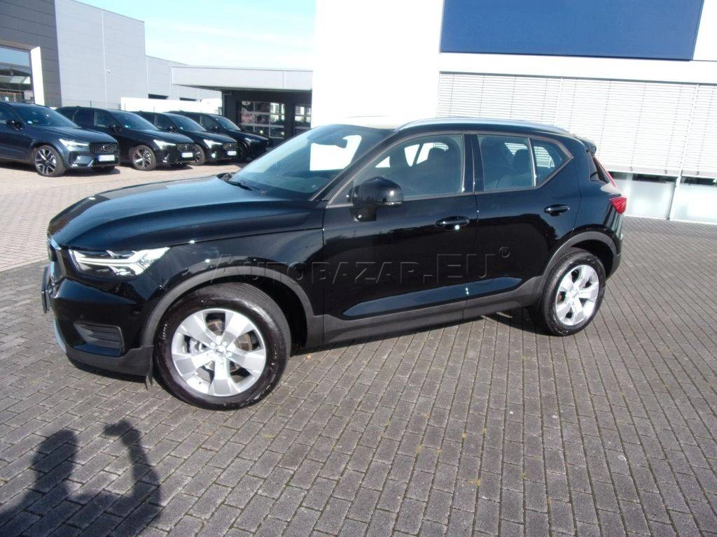 Volvo XC40 T3 163k Momentum Pro A/T