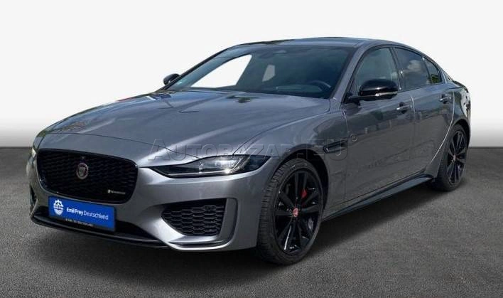 Jaguar XE 2.0D I4 D200 R-Dynamic Black AWD A/T