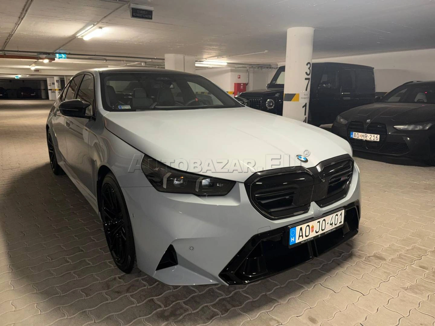BMW M5 Sedan / 116 000 netto /