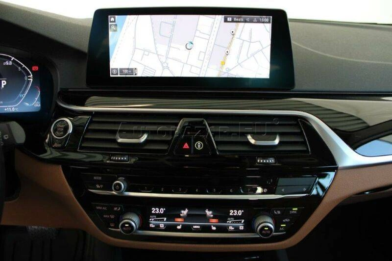 BMW Rad 5 Touring 540i xDrive A/T