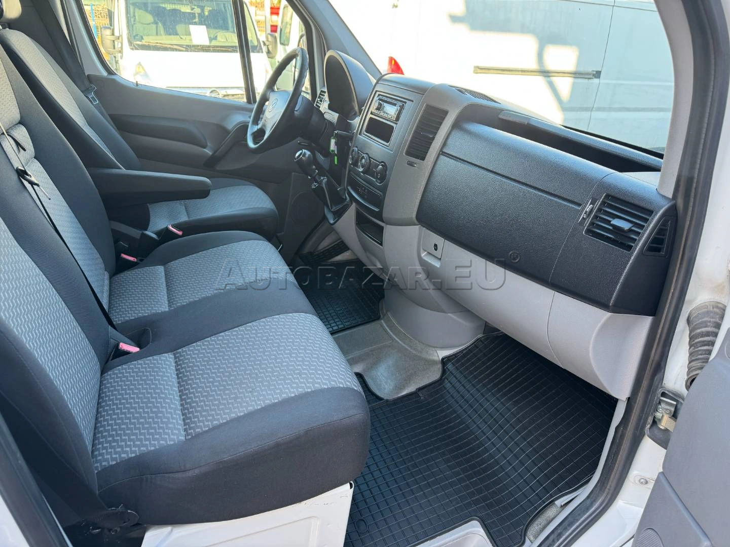 Volkswagen Crafter 2012 na predaj – fotografia 25