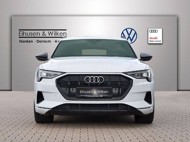 Audi E-tron 55 quattro Advanced